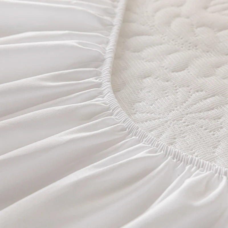 2025 new simple solid color washed cotton waterproof padded fitted sheet, No pillowcase, household mattress protective cover