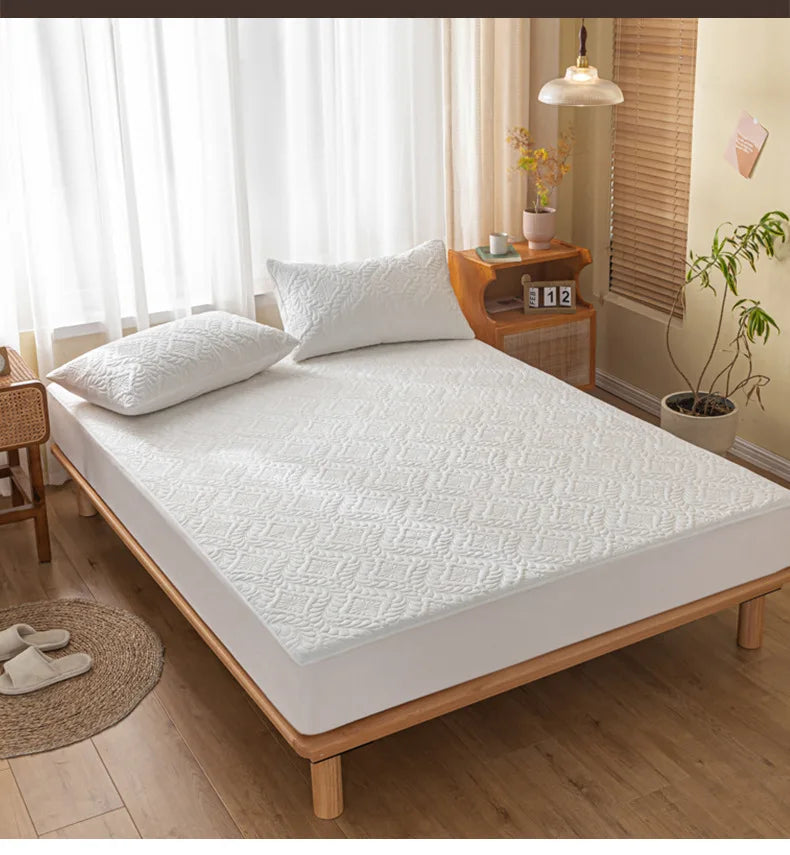 2025 new simple solid color washed cotton waterproof padded fitted sheet, No pillowcase, household mattress protective cover