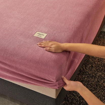 Soft Warm Thick Velvet Fitted Sheet High Quality Non Slip Mattress Cover Adjustable Protector Soft Bed Sheet with Elastic