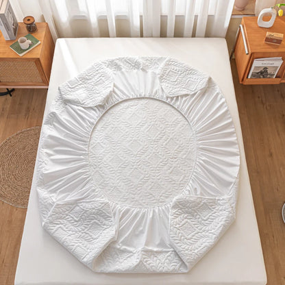 2025 new simple solid color washed cotton waterproof padded fitted sheet, No pillowcase, household mattress protective cover