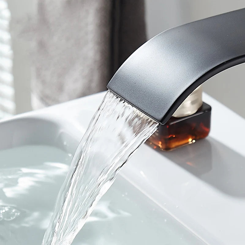 Gold Bathroom Faucet, Brushed Gold Bathroom Faucet, Gold Faucets for Bathroom Vanity, Hot and Cold Dual Control Stainless Steel Alloy Finish Suitable for Bathroom Sink
