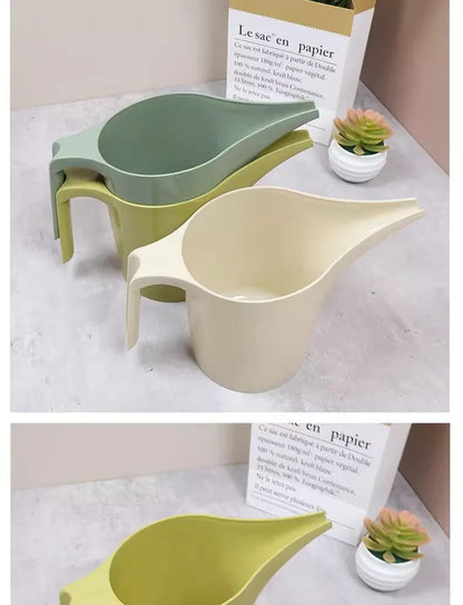 Popular long-spout watering can, plastic sprinkler, long-spout flower watering cup, suitable for gardening and baking