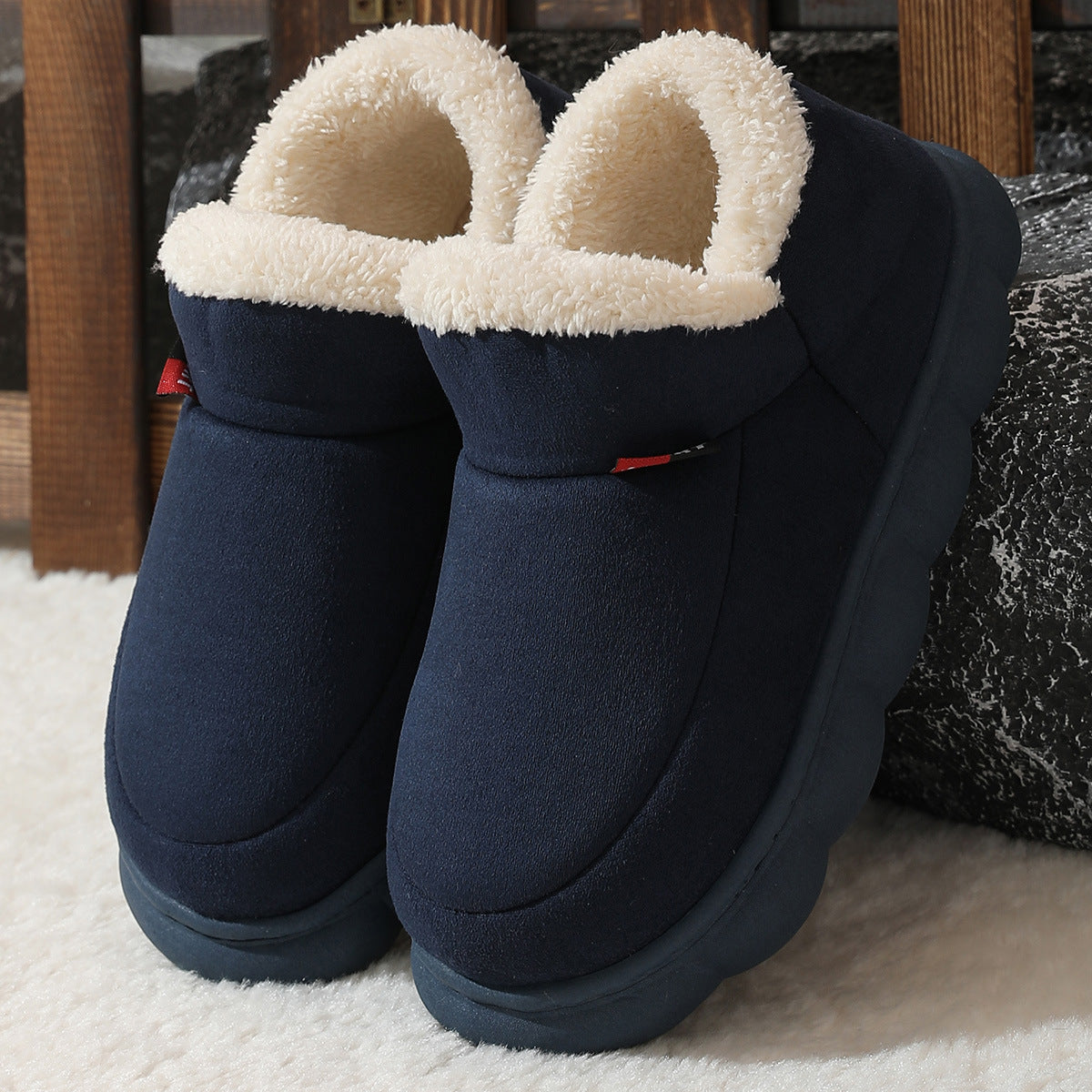 Chaussons Ultra Doux – Intérieur Peluche & Semelle Antidérapante