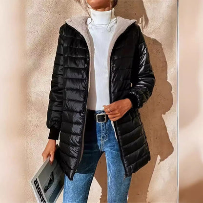 Veste Longue Matelassée à Capuche – Doublée Polaire & Coupe Ample
